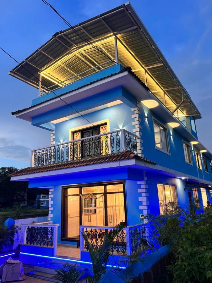Dibs On Blue Morjim旅舍 外观 照片
